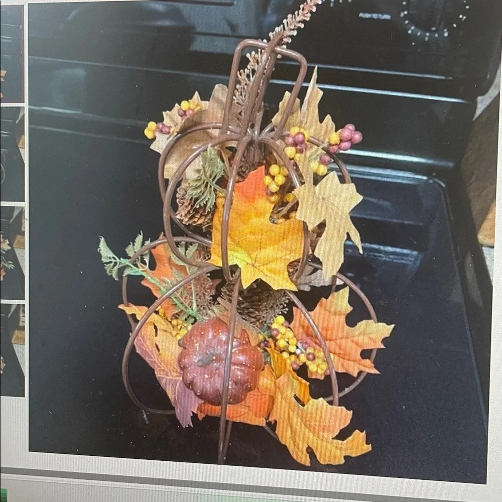 Double pumpkin metal floral decor